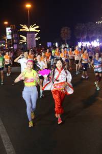 BIB: 267361
                            <button type="button" onclick="openModal(23197956)" class="btn btn-primary btn-sm float-right btn-popup" data-toggle="modal" data-target=".modal-high-quality">
                        <i class="fas fa-shopping-cart"></i> Add to Cart
                    </button>
                                            <button type="button" onclick="isThisMe(23197956, true)" class="btn btn-success btn-sm float-right btn-popup btn-isme hidden" data-toggle="tooltip" data-placement="bottom" title="นี่คือรูปของคุณใช่ไหม คลิกที่นี่เพื่อเอาเข้าอัลบั้ม">
                        <i class="fas fa-plus"></i> Add to album
                    </button>
                    <button type="button" onclick="isThisMe(23197956, false)" class="btn btn-warning btn-sm float-right btn-popup btn-isnotme hidden">
                        <i class="fas fa-ban"></i> Remove from album
                    </button>